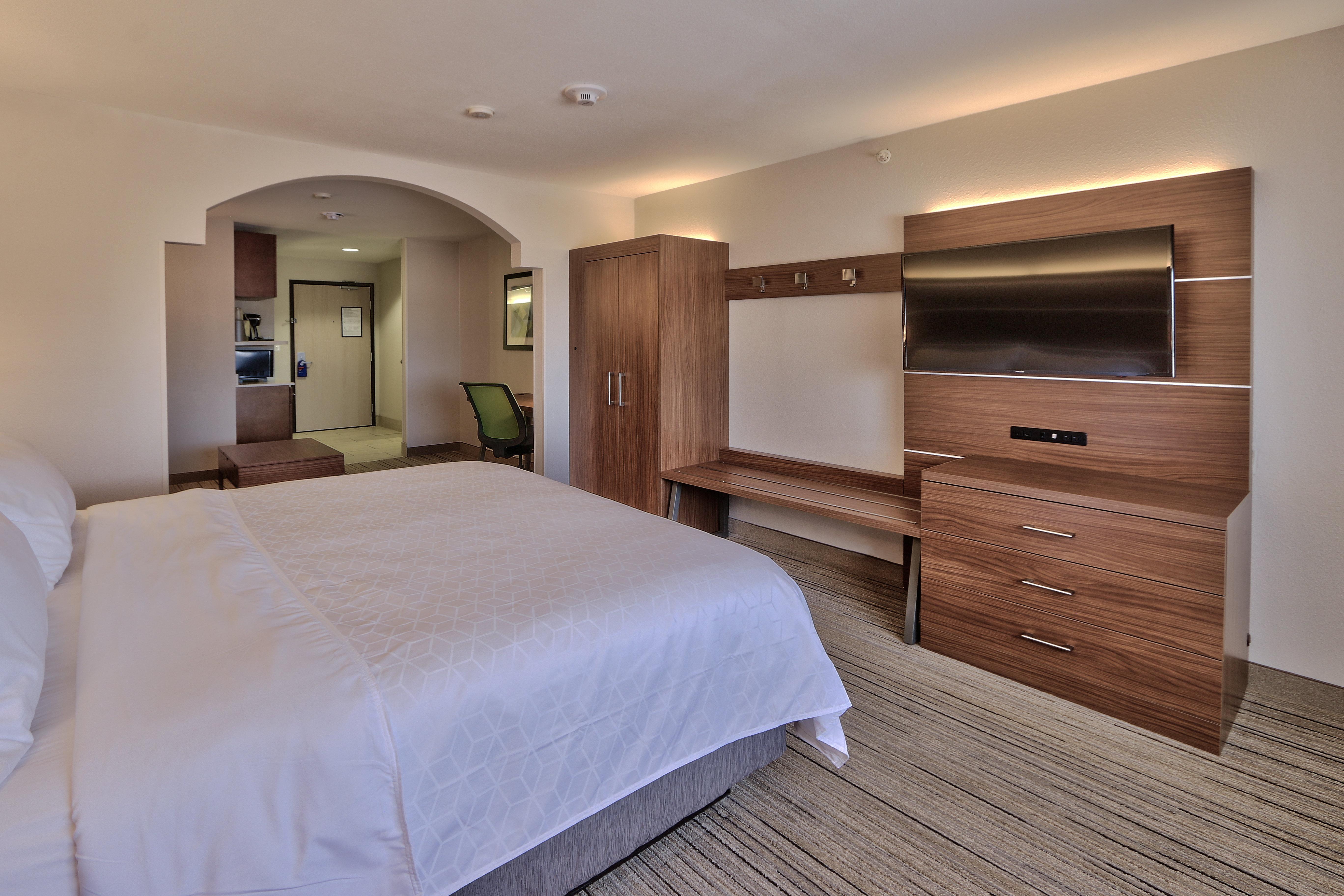 Holiday Inn Express & Suites Portales By Ihg Bagian luar foto