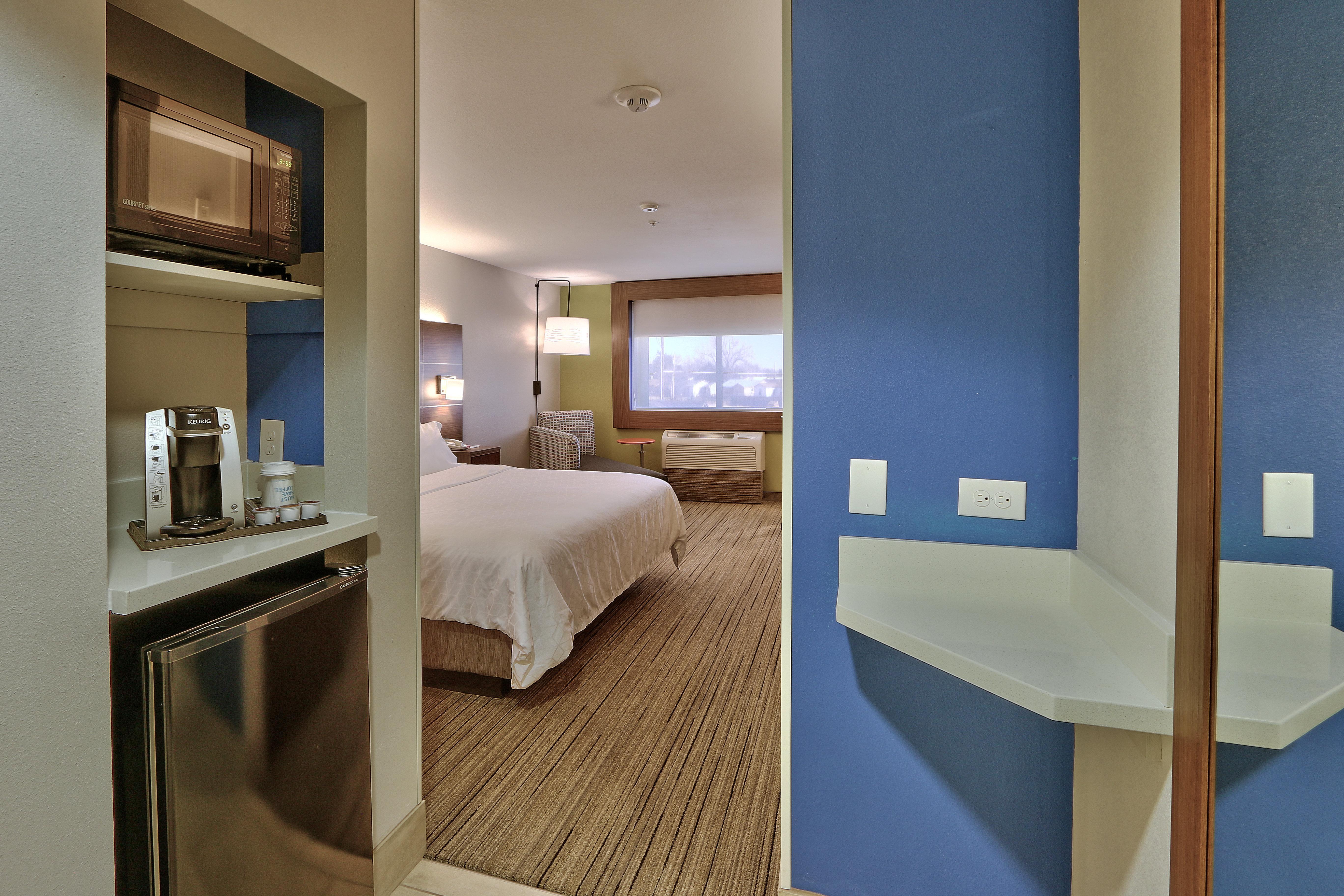 Holiday Inn Express & Suites Portales By Ihg Bagian luar foto