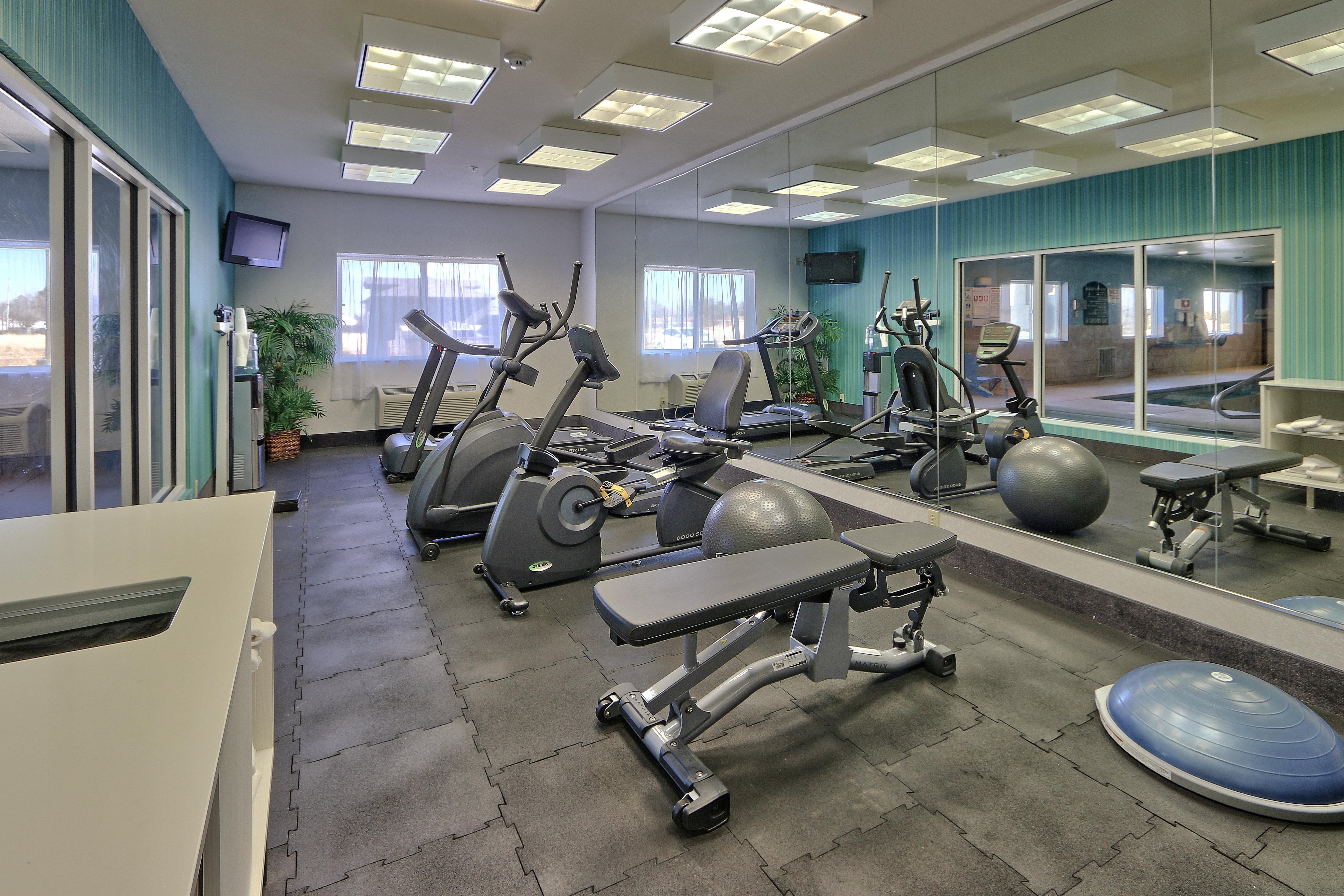 Holiday Inn Express & Suites Portales By Ihg Bagian luar foto