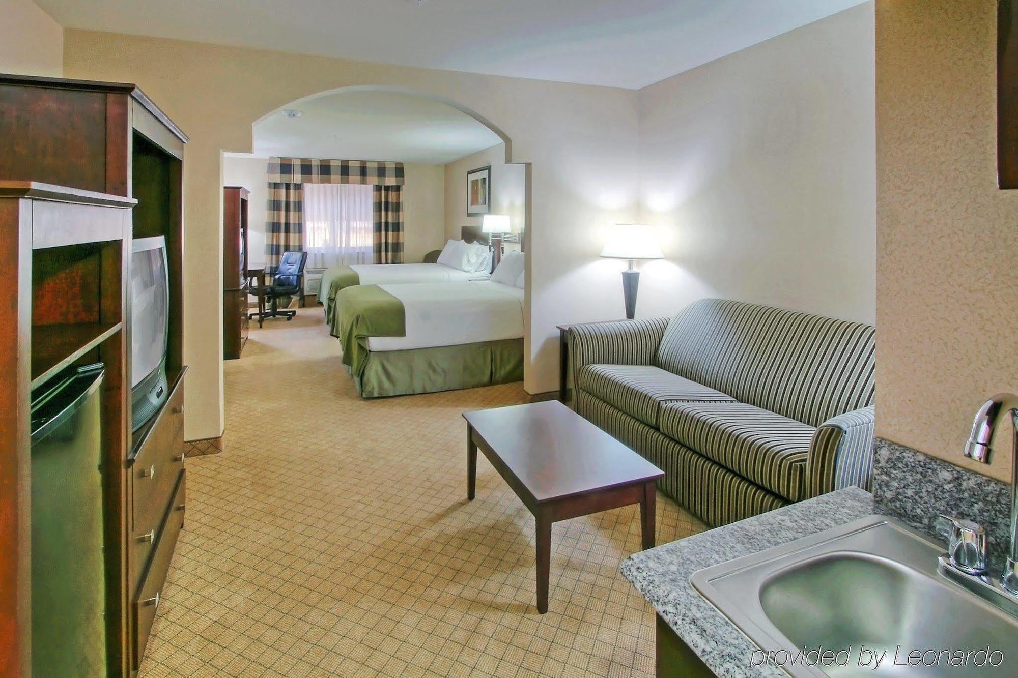 Holiday Inn Express & Suites Portales By Ihg Ruang foto
