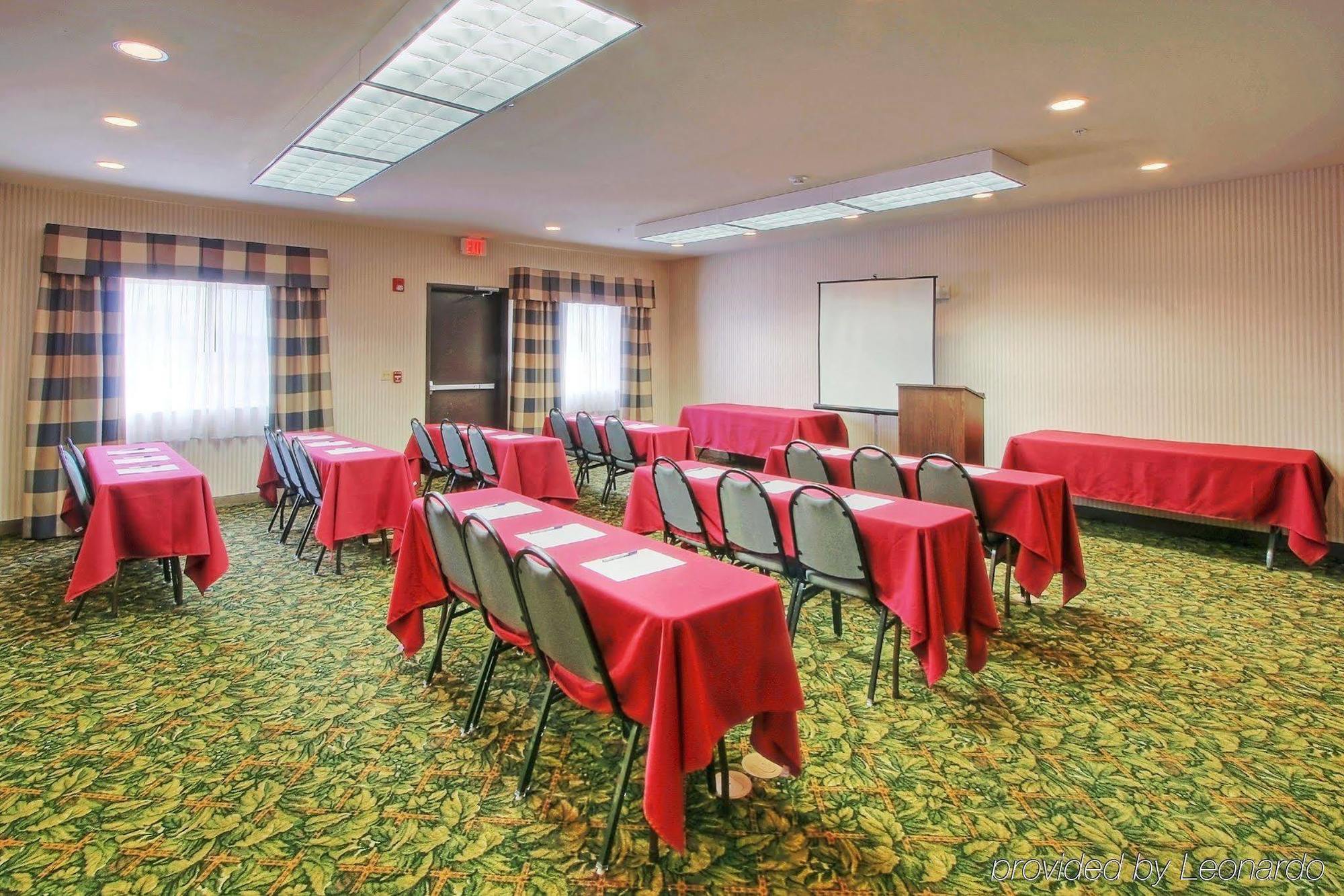 Holiday Inn Express & Suites Portales By Ihg Bagian luar foto
